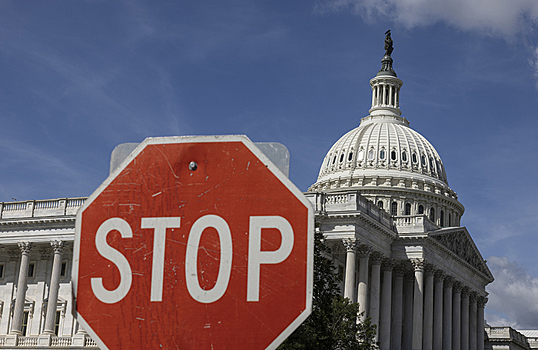 Шатдаун в США стал самым продолжительным в истории страны