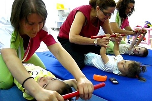 В Подмосковье планируют расширить программу реабилитации детей с ДЦП