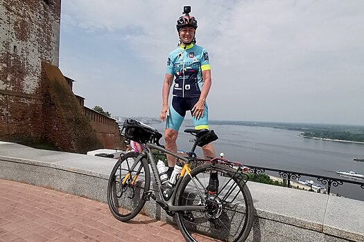 Итальянка едет на велосипеде от Москвы до Владивостока