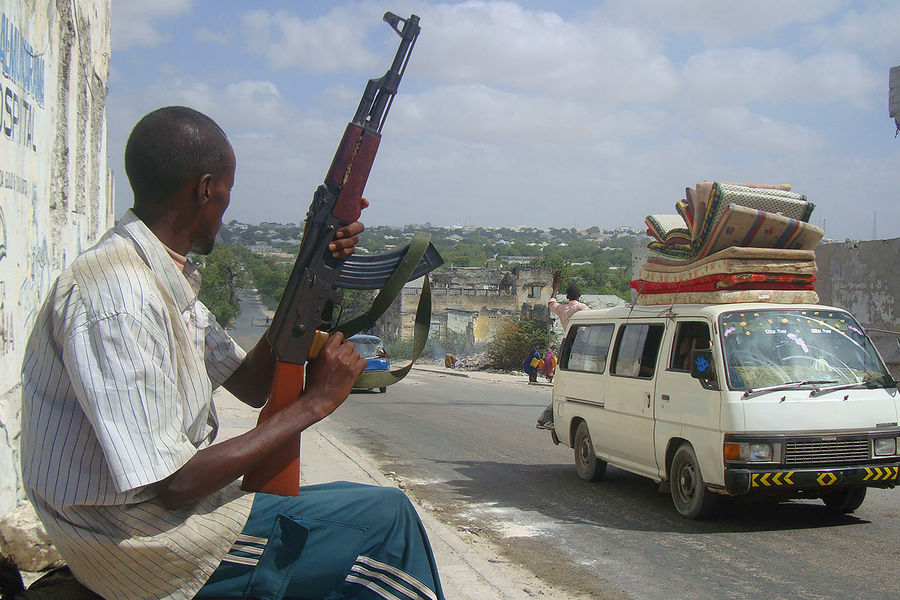 Посольство РФ после нападения на отель в Могадишо призвало россиян не ездить в Сомали