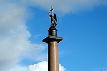 Казанский кремль и Александровская колонна стали объектами культурного наследия