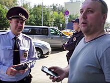 Не тех сняли: канал "Движение" заблокировали после видео с машинами ФСО