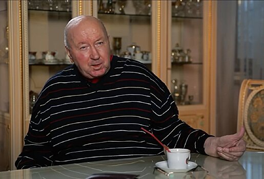 Чем занимается бывший охранник президента Александр Коржаков?