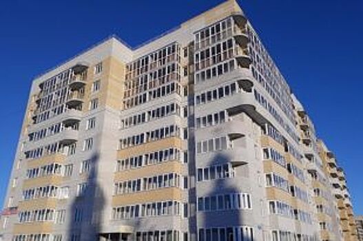 В Омске на Московке досроили проблемный дом