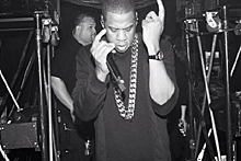 Jay Z решил подать в суд на блогера за deepfake