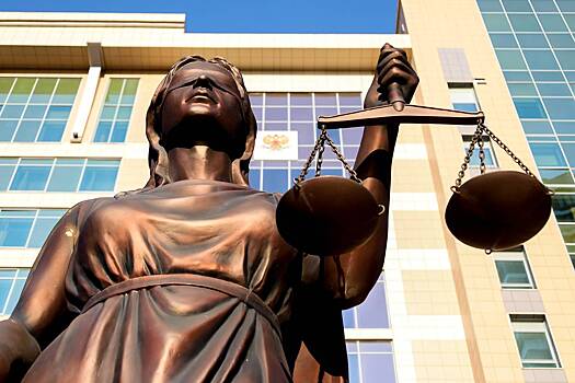 Экс-директора российской школы с «зоновским» понятиями попросили реабилитировать