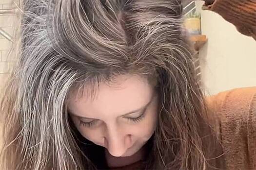 28-летняя блогерша показала седые волосы на камеру и была обругана в сети