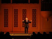 Эдвард Радзинский расскажет Екатеринбургу о беременной революцией России