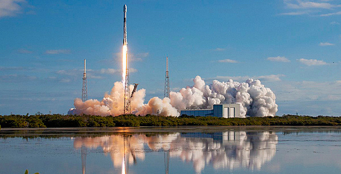 Роскосмос хочет создать ракету лучше, чем у Илона Маска