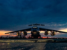 Военно-транспортные Ил-76 начали летно-тактические учения под Псковом