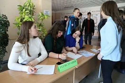 Алтай-Кокс повышает интерес молодежи к рабочим профессиям