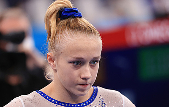 Олимпийская чемпионка гимнастка Листунова пропустит чемпионат мира из-за травмы локтя