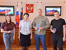 Еще трое граждан ДНР получили временные документы в Оренбургской области
