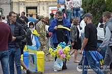 Мигрировал, умер, не родился: почему украинцев становится меньше