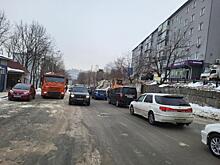 Мэр Владивостока пообещал очистить город от снега до праздников