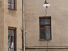 Россиян предупредили об опасных трещинах в жилых домах