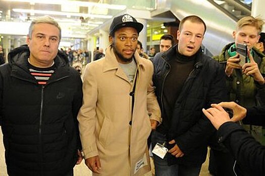 Адриано прибыл в Москву для подписания контракта со «Спартаком»