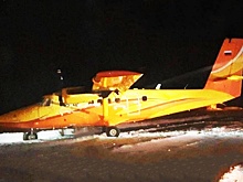 Самолет выкатился за пределы полосы в Туруханске, его сняли на фото