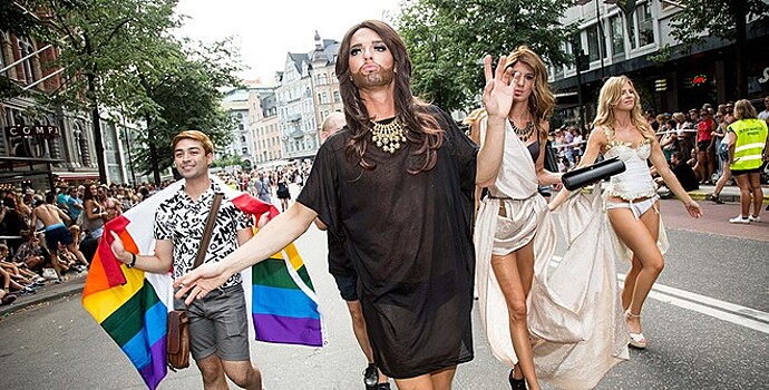 Участники гей-парада прошли маршем по улицам Кишинёва