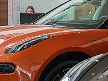 Продажи автомобилей в России в 2025 году рухнули на 19%