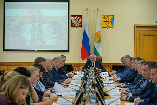 На еженедельном совещании губернатора обсудили международное сотрудничество и культуру Кировской области