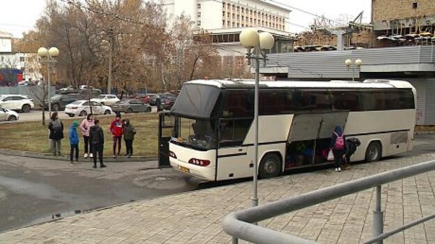 Юные пловцы Пензы отправились на соревнования в Саранск