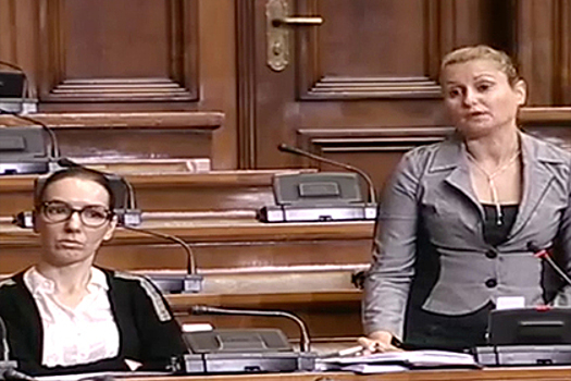Спикера сербского парламента довела до слез депутат от оппозиции