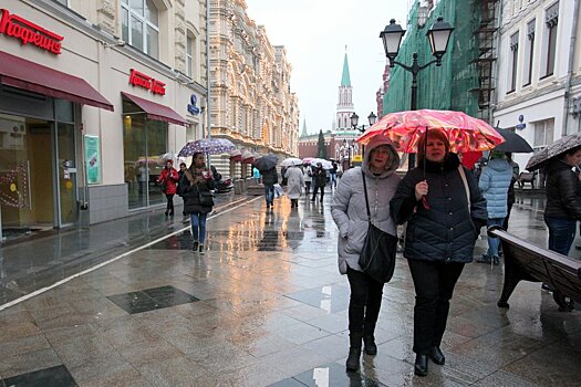 В центре столицы открылась выставка фронтовых портретов