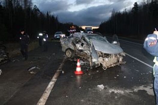 На Урале в ДТП погибло 4 человека – причина трагедии видна на снимке