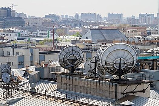Началось производство стопроцентно российского спутника связи