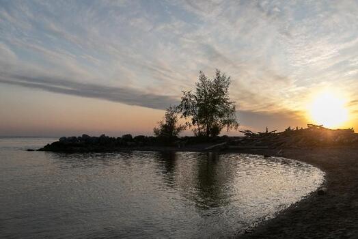 Обское водохранилище: кому и лужа – море