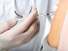 Для коллективного иммунитета доли в 60% вакцинированных может быть недостаточно: опыт других стран