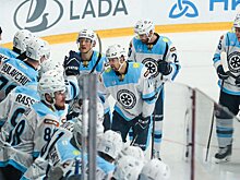 Буцаев после 2:5 с «Салаватом»: «Извиняюсь за игру «Сибири», но не тренеры выходят на лед. Нужно искоренять причину, из‑за которой мы так играем»