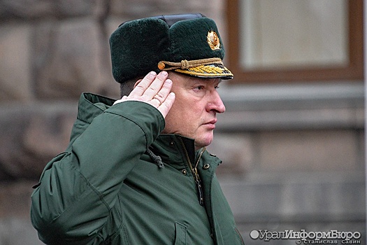 РБК: генерал Лапин уволен на гражданку