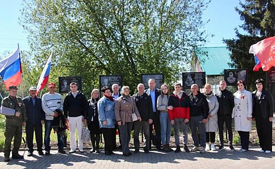 В селе Верхний Любаж открыли мемориальные доски в честь погибших в СВО земляков
