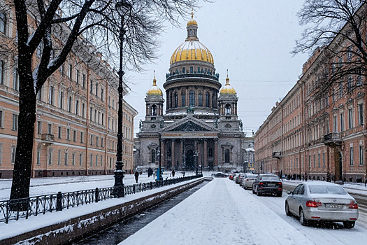 Петербуржцев предупредили о циклонах и снегопадах