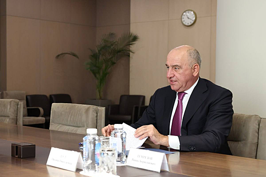 Глава КЧР Рашид Темрезов поздравил жителей с воссоединением ЛДНР, Запорожской и Херсонской областей с Россией