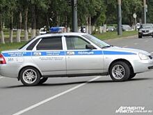 В центре Оренбурга на ул. Терешковой на крышу опрокинулся автомобиль