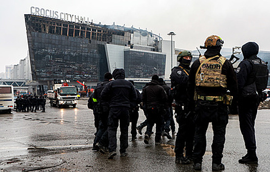 Исполнители теракта в "Крокусе" выбросили автомат при попытке скрыться