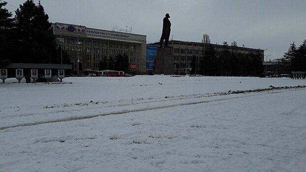 Театральную площадь в Саратове назвали ужасом