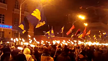 В Киеве устроили факельное шествие в честь Бандеры
