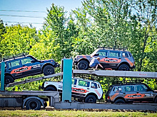 «Экстремальную» Lada Niva Legend Bronto засняли на автовозе по пути на соревнования