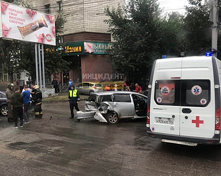В ДТП в Калужской области пострадали 11 человек