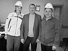 Команда по хоккею на траве «Коммунальщик» поблагодарила СГК за поддержку