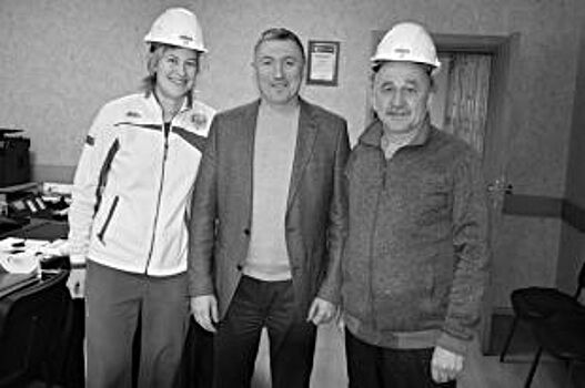 Команда по хоккею на траве «Коммунальщик» поблагодарила СГК за поддержку