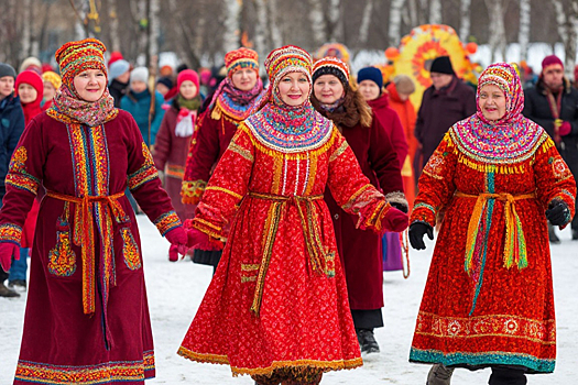 Скоморохи, лазертаг и 311 тысяч гостей: как Подмосковье установило рекорд на «Солнечной Масленице»