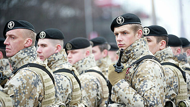 Латвия увеличит число своих солдат в Ираке