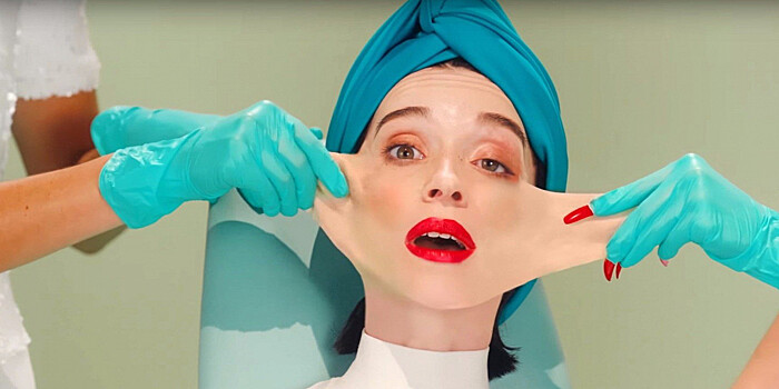 St. Vincent исследует стандарты красоты в клипе «Los Angeles»