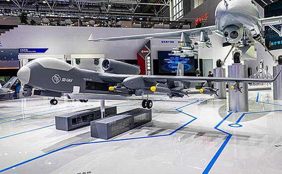 «Девять небес» Поднебесной. Дрононосец «Цзютянь» делает КНР непобедимым