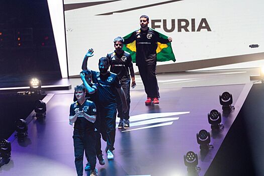 FURIA обыграла NAVI в финале Thunderpick World Championship по CS 2, совершив камбэк с 0:2